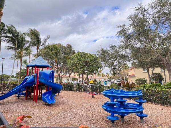 Parkside Village, 3084 N Evergreen Cir, Boynton Beach, Florida 33426, image 1