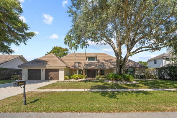 Woodfield Hunt Club, 3035 Equestrian Dr, Boca Raton, Florida 33434, image 1
