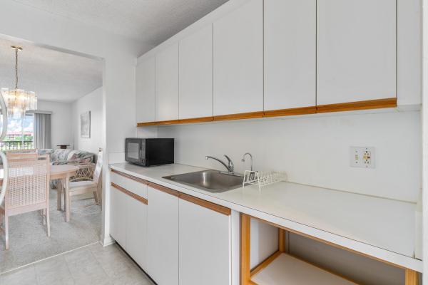 Hawthorne At Century Village, 13101 SW 11th Ct #409B, Pembroke Pines, Florida 33027, image 1