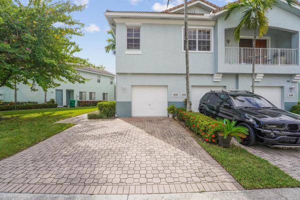 Thousand Oaks, 3258 Laurel Ridge Cir, Riviera Beach, Florida 33404, image 1