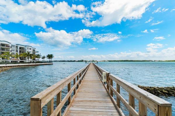 Casa Del Mar, 604 S Windward Cir, Boynton Beach, Florida 33435, image 1