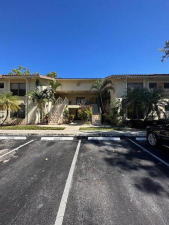 Palm Beach Place, 1440 Windorah Way #H, West Palm Beach, Florida 33411, image 1