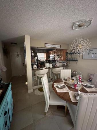Palm Beach Place, 1440 Windorah Way #H, West Palm Beach, Florida 33411, image 2