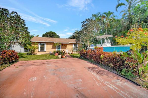 Military Park, 4671 Orlando Ave, West Palm Beach, Florida 33417, image 1