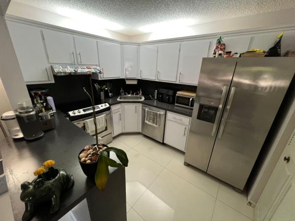 Pine Ridge At Haverhill, 4731 Sable Pine Cir #B2, West Palm Beach, Florida 33417, image 1