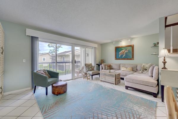 Riverbend Country Club, 9230 SE Riverfront Ter #F, Jupiter, Florida 33469, image 1