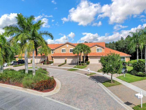Colony Lake, 4405 Colony View Dr, Boynton Beach, Florida 33436, image 1
