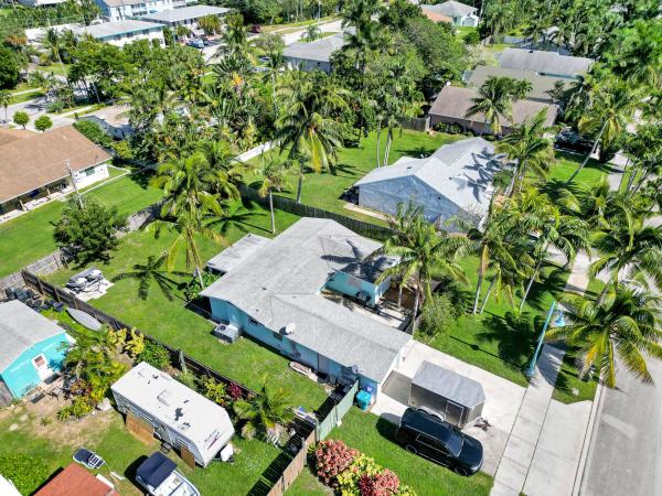 Mangrove Walk, 647 NE 9th Ave, Boynton Beach, Florida 33435, image 2