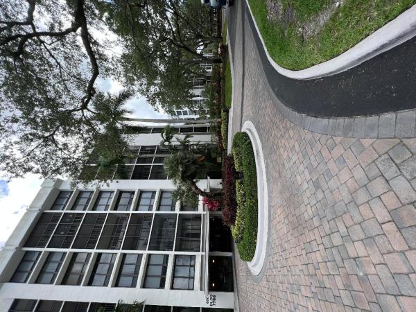 Lakewood Midrise At Boca West Country Club, 7786 Lakeside Blvd #624, Boca Raton, Florida 33434, image 1