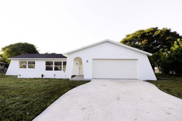 Bryn Mawr, 1616 Sherwood Dr, Mangonia Park, Florida 33407, image 1