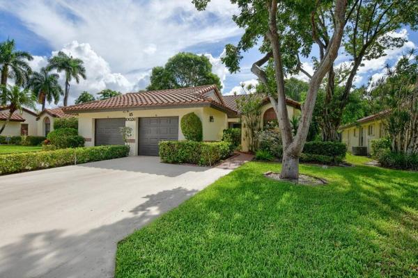 Palm Chase Lakes, 10026 Andrea Ln, Boynton Beach, Florida 33437, image 2