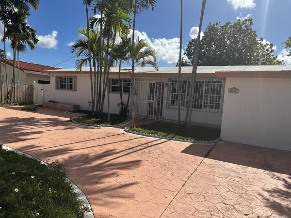 Tropical Gardens, 8216 SW 37th St, Westchester, Florida 33155, image 1