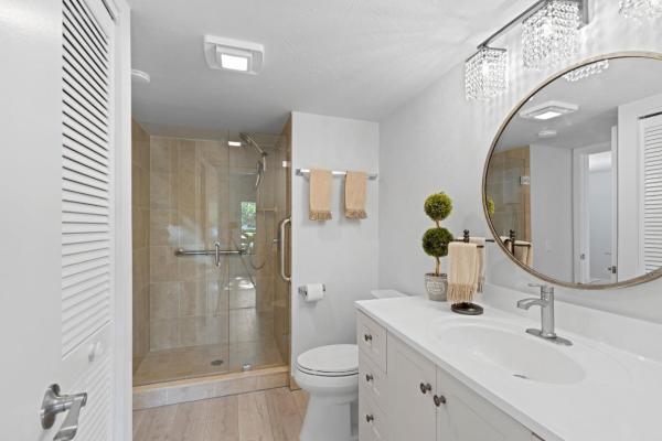 Lakeside Of Banyan Springs, 5306 Cedar Lake Dr #104, Boynton Beach, Florida 33437, image 3