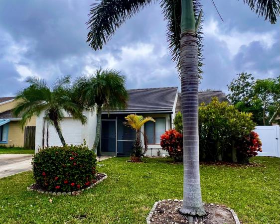 Strawberry Lakes, 6032 Strawberry Lakes Cir, Lake Worth Beach, Florida 33463, image 1