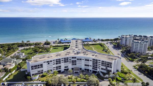 Oceancrest, 1300 S A1a #304, Jupiter, Florida 33477, image 1