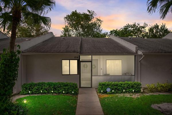 Lantern Walk, 104 Sunshine Blvd, Royal Palm Beach, Florida 33411, image 1