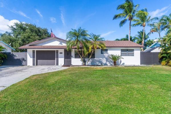 Hypoluxo Village, 3281 Amberjack Rd, Lake Worth Beach, Florida 33462, image 1
