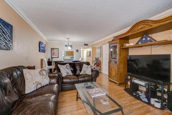 Isle Of Boca Dunes, 9370 SW 8th St #411, Boca Raton, Florida 33428, image 3