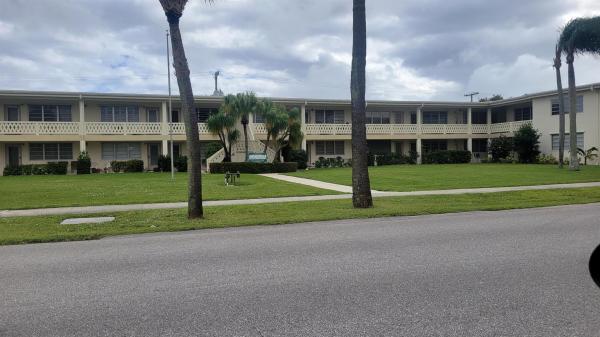 Lantana Gardens, 1300 S Broadway #11, Lantana, Florida 33462, image 1