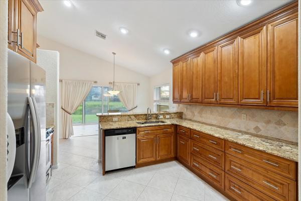 Lakeridge Falls, 7397 Potomac Falls Ln, Boynton Beach, Florida 33437, image 2