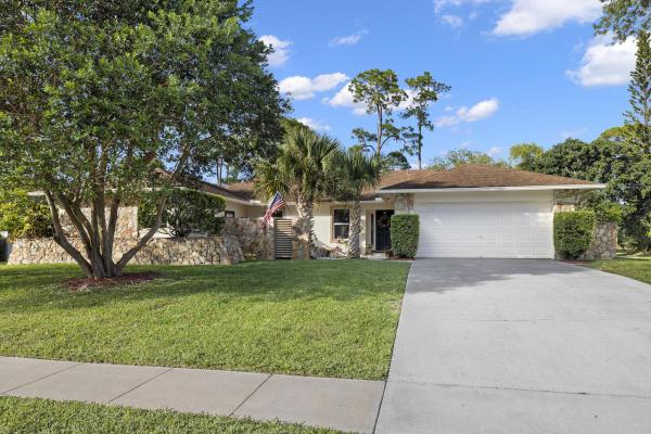 Pinewood East 2 Of Wellington, 12151 Old Country Rd, Wellington, Florida 33414, image 1