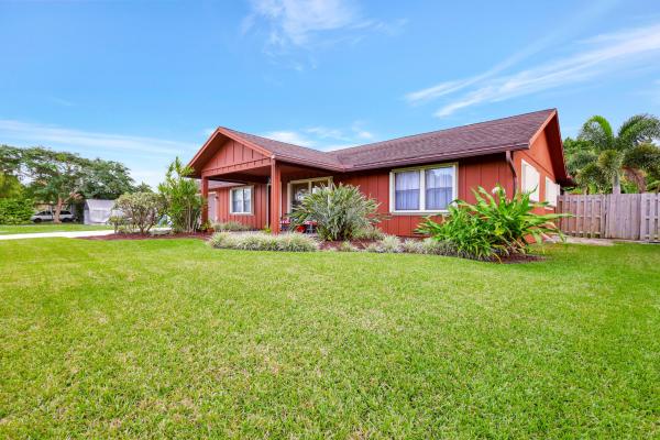 4940 Luwal Dr, Haverhill, Florida 33415, image 1
