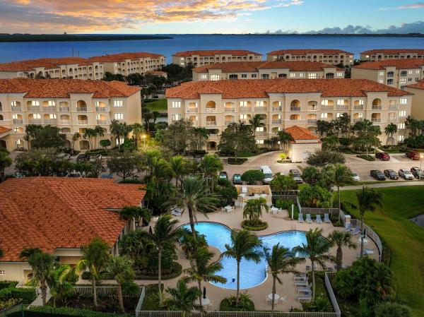Harbour Isle East, 6 Harbour Isle Dr #201, Fort Pierce, Florida 34949, image 1