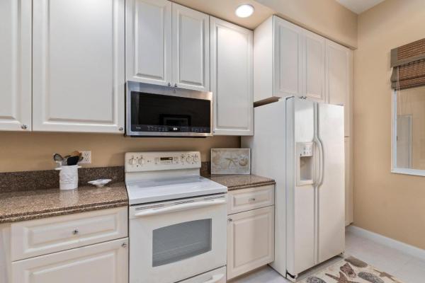 Harbour Isle East, 6 Harbour Isle Dr #201, Fort Pierce, Florida 34949, image 2