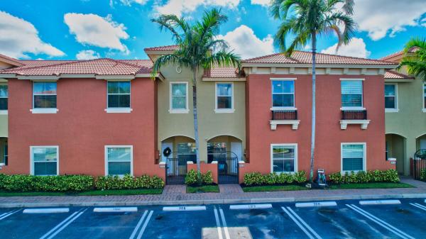 Monterey Bay, 308 Lake Monterey Cir, Boynton Beach, Florida 33426, image 1