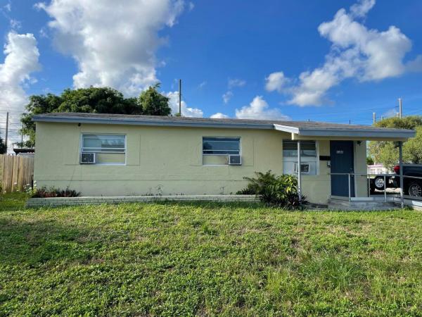 Riviera Beach Heights, 1161 W 2nd St, Riviera Beach, Florida 33404, image 1