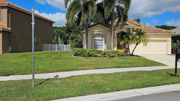 Harbor Cove, 3614 Old Lighthouse Cir, Wellington, Florida 33414, image 1