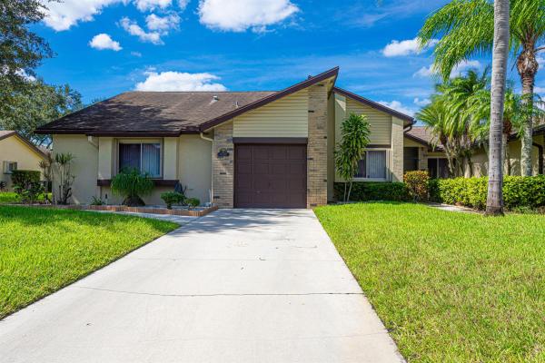 Village Walk, 156 Ramblewood Cir, Royal Palm Beach, Florida 33411, image 1