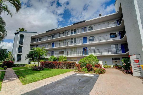 Deauville Village, 14773 Cumberland Dr #305, Delray Beach, Florida 33446, image 1