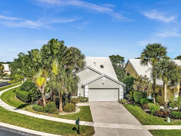 Bermuda Isle At Aberdeen, 8319 Horseshoe Bay Rd, Boynton Beach, Florida 33472, image 1