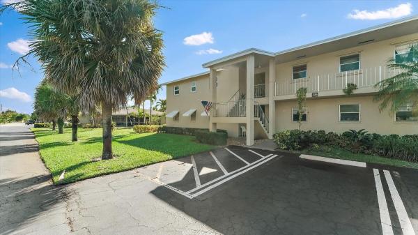 Four Sea Suns, 306 Circle Dr #104, Boynton Beach, Florida 33435, image 1
