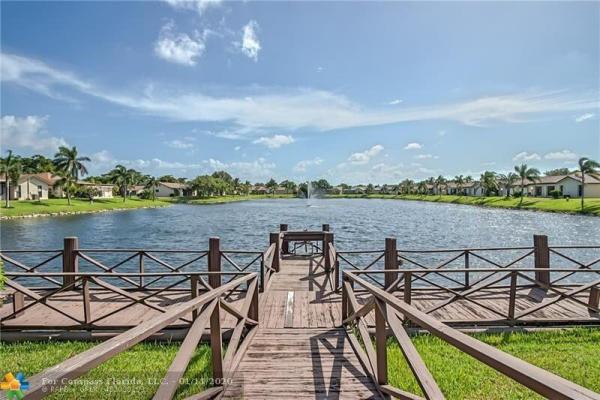 The Meadows Of Crystal Lake, 2050 SW 17th Pl, Deerfield Beach, Florida 33442, image 1
