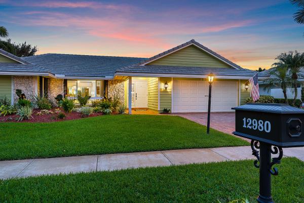 Frenchmen's Landing, 12980 La Rochelle Cir, Palm Beach Gardens, Florida 33410, image 1