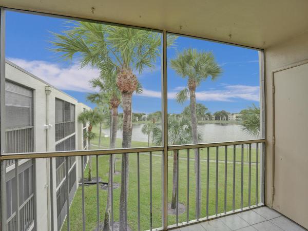 Cypress At Las Verdes, 5370 Las Verdes Cir #310, Delray Beach, Florida 33484, image 1