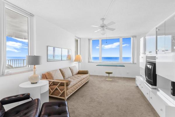 Chalfonte, 550 S Ocean Blvd #1701, Boca Raton, Florida 33432, image 2