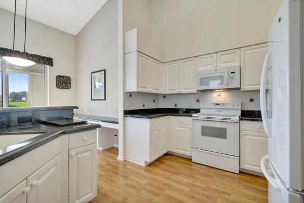 Ashford Green At Aberdeen, 6956 Cairnwell Dr, Boynton Beach, Florida 33472, image 1