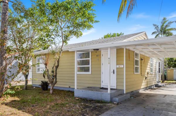 The Gardens, 716 Briggs St, West Palm Beach, Florida 33405, image 1