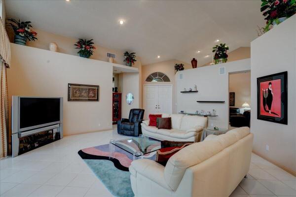 Greenbriar At Wycliffe, 10806 Greenbriar Villa Dr, Lake Worth, Florida 33449, image 2