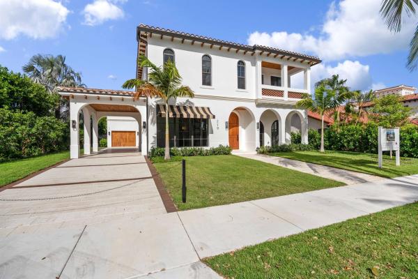Pershing Park, 219 Pershing Way, West Palm Beach, Florida 33401, image 1