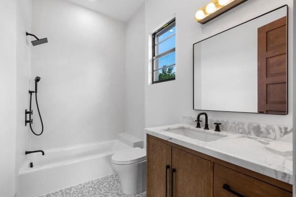 Pershing Park, 219 Pershing Way, West Palm Beach, Florida 33401, image 2