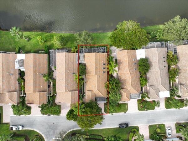 Cambridge At Wycliffe, 4542 Carlton Golf Dr, Lake Worth, Florida 33449, image 2