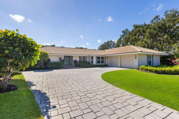 Yacht Club, 643 Lakeside Ct, North Palm Beach, Florida 33408, image 2