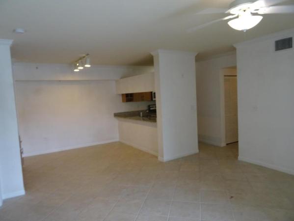 The Villas At Emerald Dunes, 6426 Emerald Dunes Dr #201, West Palm Beach, Florida 33411, image 1