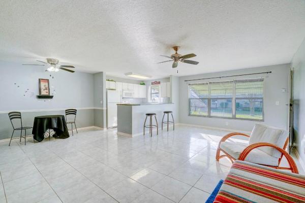 Pine Point Villas, 100 Bayview Ave #B, Boynton Beach, Florida 33435, image 2