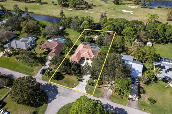 Holiday Pines, 5213 Deer Run Dr, Fort Pierce, Florida 34951, image 1