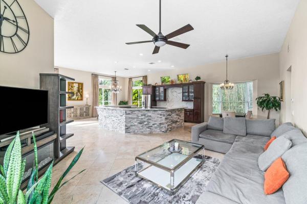 Boca Isles South, 20077 Palm Island Dr, Boca Raton, Florida 33498, image 1